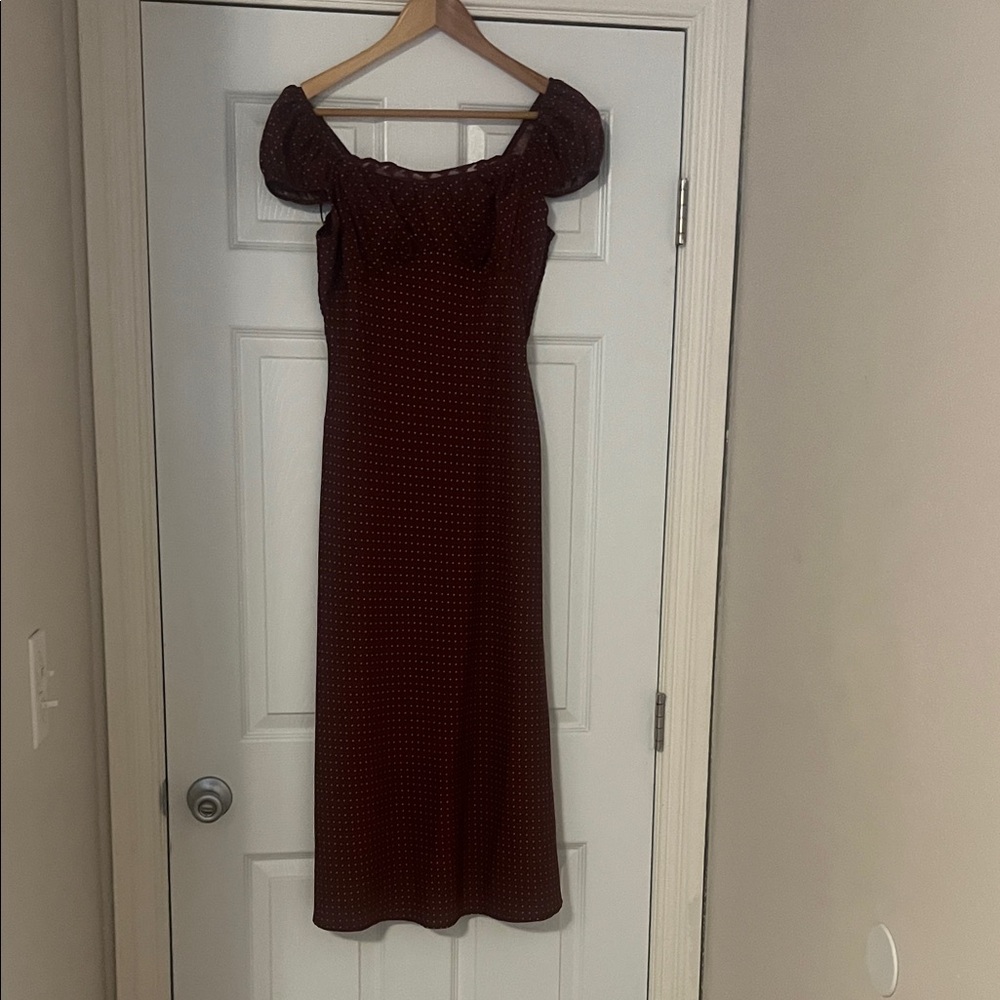 Burgundy Polka Dot Puff Sleeve Dress - Picture 2 of 3